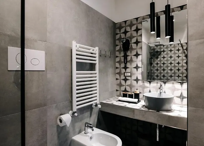 Lumas Bed & Breakfast 4*