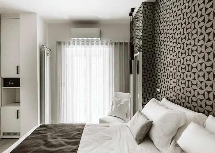 Lumas Bed & Breakfast 4*