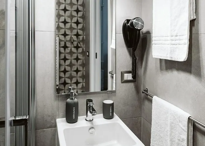 Bed & Breakfast Lumas 4*