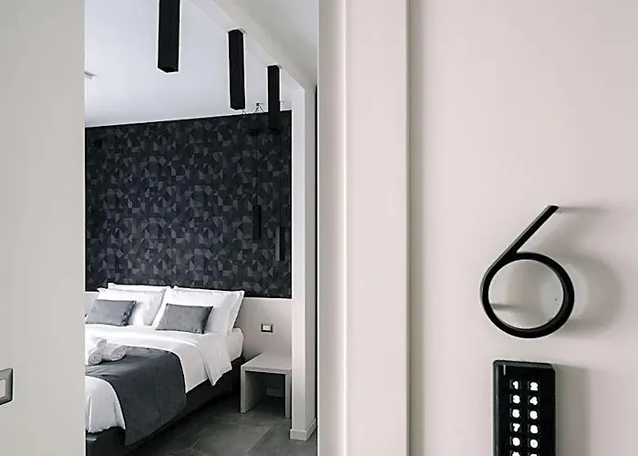 Lumas Bed & Breakfast 4*